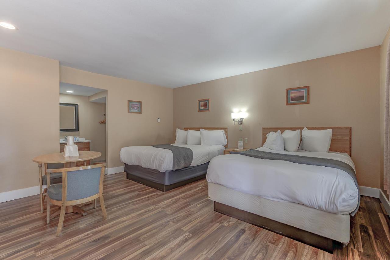 Shasta Pines Motel & Suites Burney Extérieur photo