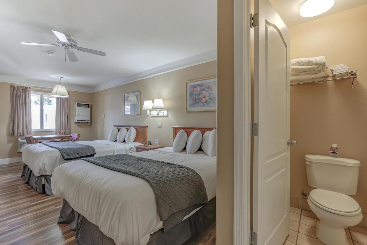 Shasta Pines Motel & Suites Burney Extérieur photo