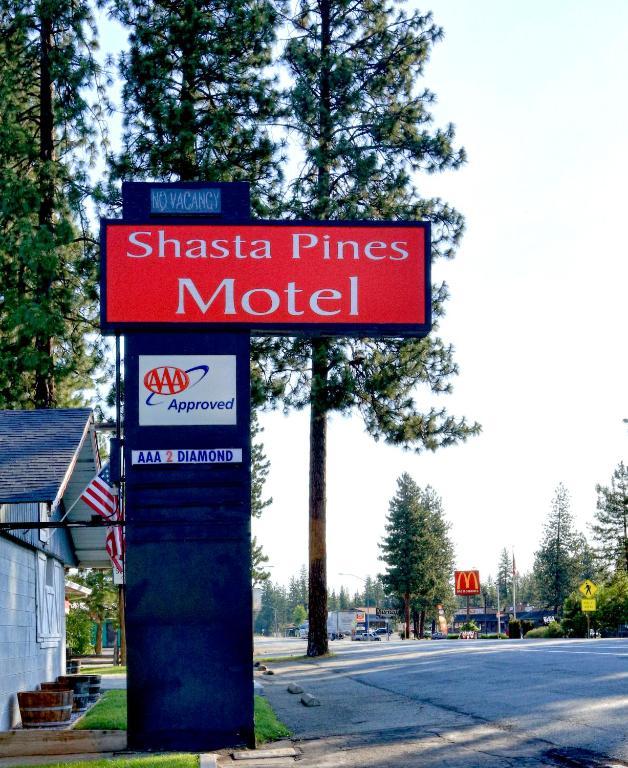 Shasta Pines Motel & Suites Burney Extérieur photo